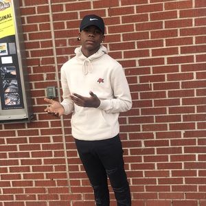 Meet your Posher, Jay